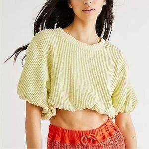 Free People Kelsey Bubble Cropped Tee in Yellow- Size M